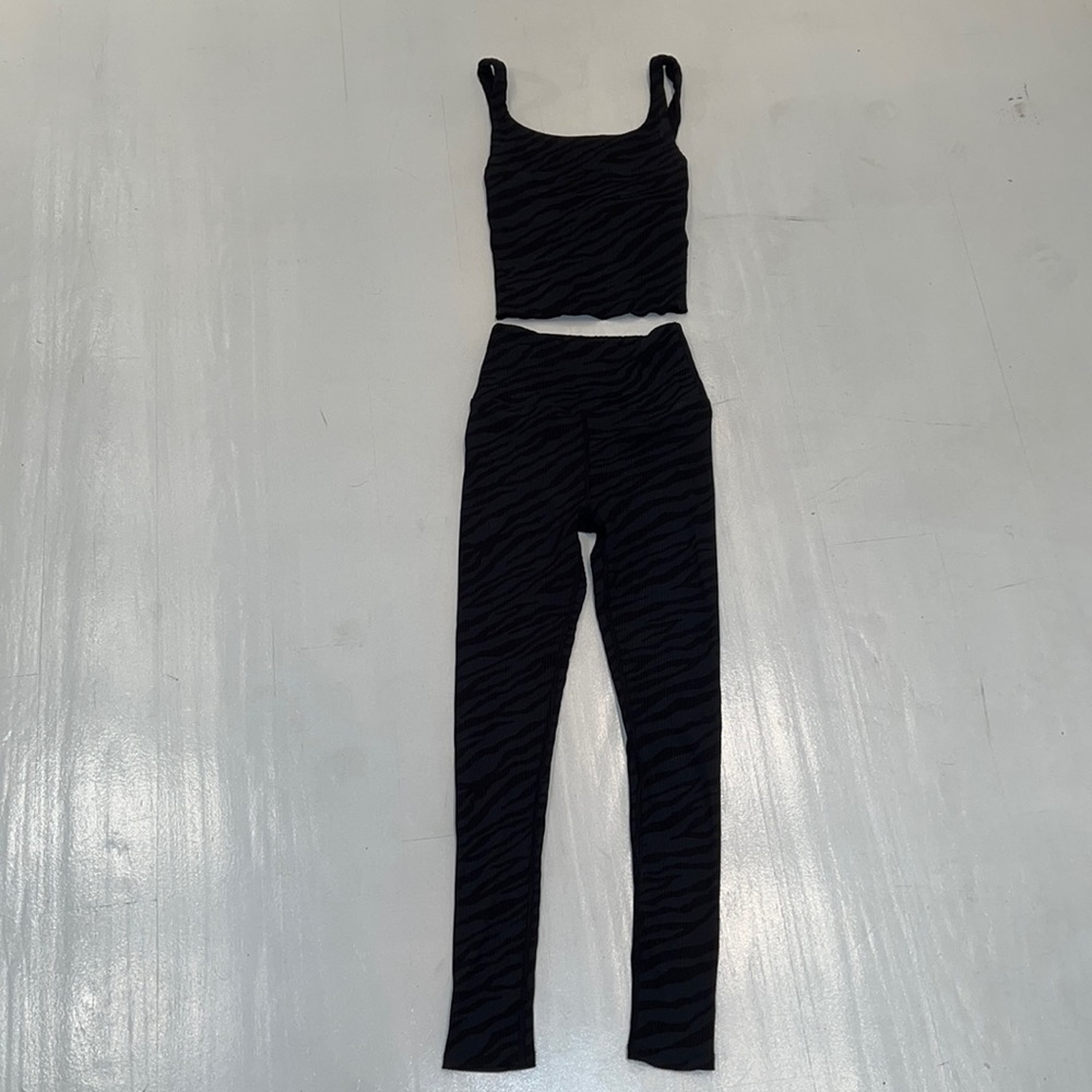 Carbon 38 Set